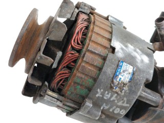 генератор, ориг. номер AD165320Q, 37300-42Q10, Hyundai H100 2 поколение 1997-2007