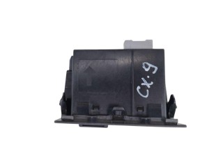 разъем AUX / USB, ориг. номер D09H-669U0B, Mazda CX-9 2 поколение 2016-2021
