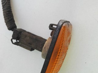 повторитель поворота на крыле правый, ориг. номер 013192, Nissan Primera P10 1990-1997