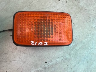 повторитель поворота на крыле правый, Nissan X-Trail T30 2000-2004