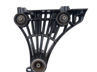 кронштейн компрессора кондиционера, ориг. номер 1667014-00-C, Tesla Model 3 2017-2021