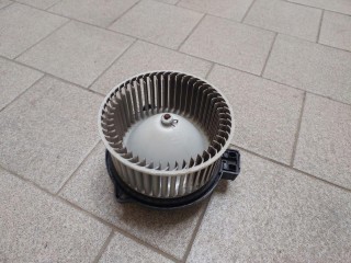 моторчик печки Mazda 6 2002-2005, 2.0 л