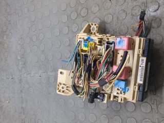 Блок предохранителей, ориг. номер 8273006240, Toyota Camry 2009-2011