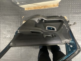 Ручка двери наружная правая передняя, ориг. номер 8281083E005PK, Suzuki Ignis 2003-2008