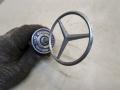 Эмблема Mercedes E-Класс 2003г. - фото №2