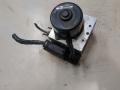 Блок АБС, насос (ABS, ESP, ASR) Ford Fiesta 2001г. - фото №3