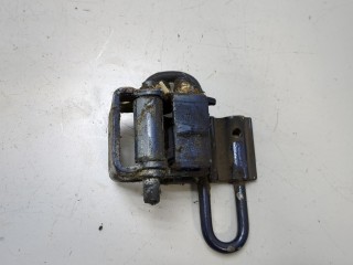 Петля двери левая задняя Volkswagen Passat 5 1996-2001, 3B4833411B