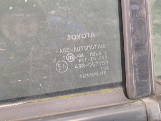 Стекло боковой двери правое заднее, ориг. номер 6811452300, Toyota Urban Cruiser 2008-2014
