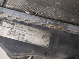 Радиатор охлаждения двигателя, ориг. номер 1330W8, Citroen C2 2003-2008