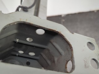 Усилитель бампера передний, ориг. номер 5202102230, Toyota Auris E18