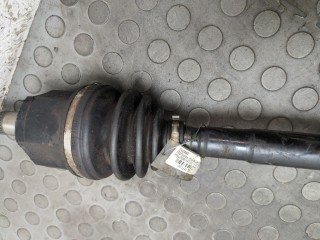 Полуось (приводной вал, шрус) правая передняя, ориг. номер 495013Z350, Hyundai i40 2011-2015