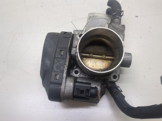 Заслонка дроссельная, ориг. номер 06B133062P, Audi A4 1999-2001