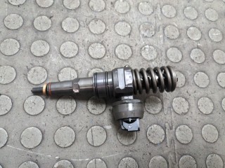 Форсунка топливная, ориг. номер 038130073BN, 038130079TX, Volkswagen Caddy 2004-2010