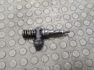 Форсунка топливная, ориг. номер 038130073BN, 038130079TX, Volkswagen Caddy 2004-2010