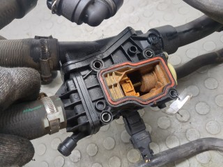 Корпус термостата, ориг. номер 9804160380, Peugeot Expert 2012-2017