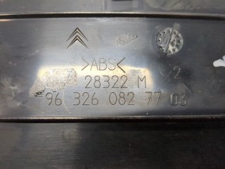 Пластик (обшивка) салона, ориг. номер 9632608277, 8211N5, Citroen C5 2004-2008