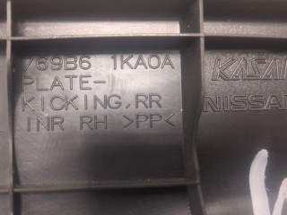Пластик (обшивка) салона, ориг. номер 769B61KA0A, Nissan Juke 2010-2014