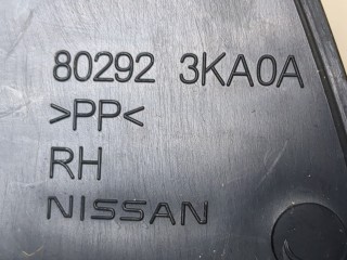 Пластик (обшивка) салона правый, ориг. номер 802923KA0A, Nissan Pathfinder 2010-2014