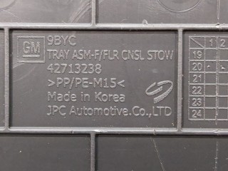 Пластик (обшивка) салона, ориг. номер 42713238, Chevrolet Trailblazer 2016-2022