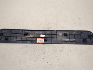 Накладка на порог правая задняя, ориг. номер 858823Y000RY, Hyundai Elantra 2013-2016
