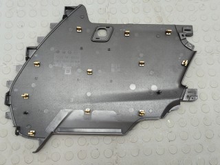 Пластик (обшивка) салона правый передний, ориг. номер 84165562, Cadillac XT5 2016-2019