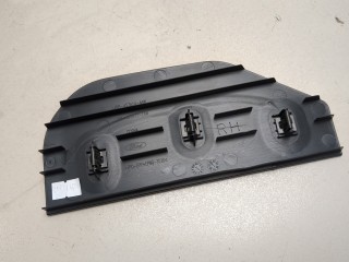 Пластик (обшивка) салона правый, ориг. номер LJ8B457A14AA, LJ8B457A12EA, Ford Mustang Mach-E 2020-2026