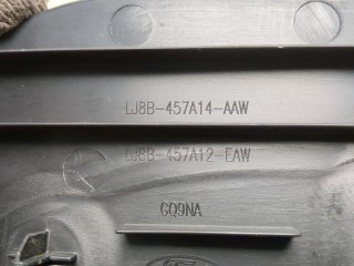 Пластик (обшивка) салона правый, ориг. номер LJ8B457A14AA, LJ8B457A12EA, Ford Mustang Mach-E 2020-2026