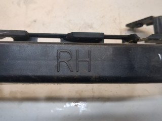 Кронштейн фары правый, ориг. номер 95018459, Chevrolet Orlando 2010-2018