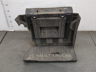 Крыло задней оси правое Renault T 2013-2026