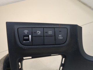 Пластик панели торпеды левый передний, ориг. номер 847502V000, Hyundai Veloster 2011-2015