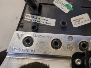 Пластик панели торпеды, ориг. номер 0024976180, Porsche Panamera 2009-2013