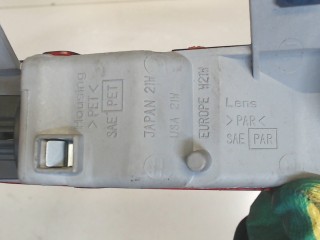Фонарь дополнительный (стоп-сигнал), ориг. номер 8157049015, Toyota RAV4 2000-2003