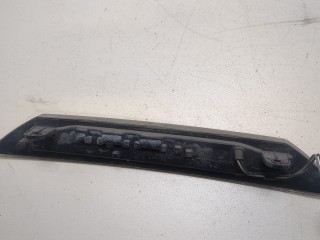 Фонарь дополнительный (стоп-сигнал), ориг. номер 8334A008, Mitsubishi Outlander 2002-2009