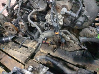 Крышка передняя ДВС, ориг. номер 8200922001, Renault Trafic 2006-2014