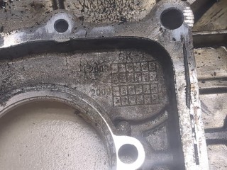 Крышка передняя ДВС, ориг. номер 213102A300, KIA Cee'd 2006-2010