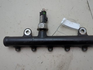 Рампа (рейка) топливная, ориг. номер 1570N5, Citroen C4 Grand Picasso 2006-2013