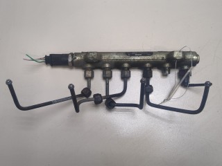 Рампа (рейка) топливная, ориг. номер 8200613066, Renault Master 1998-2003