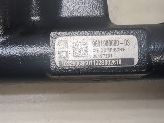 Рампа (рейка) топливная, ориг. номер 9681909680, Citroen C5 2007-2017