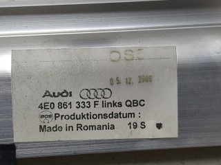 Шторка солнцезащитная, ориг. номер 4E0861333F, Audi A8 2005-2007