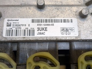 Блок управления двигателем, ориг. номер S180047013, Ford Fiesta 2008-2013