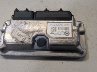 Блок управления двигателем Volkswagen Golf 2003-2009