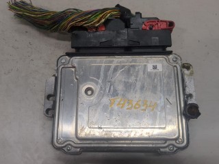 Блок управления двигателем Ford Focus 2011-2015