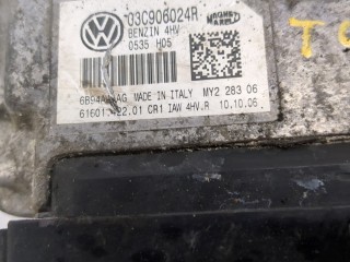 Блок управления двигателем, ориг. номер 03C906024R, Skoda Roomster 2006-2010