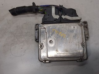 Блок управления двигателем Ford Focus 2011-2015