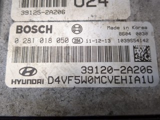 Блок управления двигателем, ориг. номер 0281018050, Hyundai i40 2011-2015