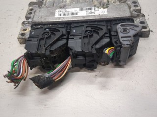 Блок управления двигателем, ориг. номер 237101495R, Citroen C5 2004-2008