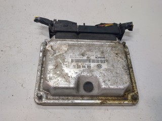 Блок управления двигателем Opel Zafira 2008-2014