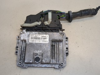 Блок управления двигателем Ford Focus 2011-2015