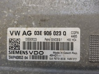 Блок управления двигателем, ориг. номер 03E906023Q, Skoda Fabia 2007-2010
