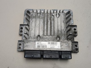 Блок управления двигателем Renault Scenic 2009-2012